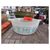 Pyrex Amish Butterprint Casserole Dish