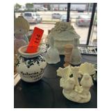 Porcelain and Ceramic Decorative Items