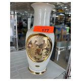 White Chokin Vase with 24kt Gold Decoration