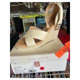 Alex Marie Nelana Wedge Sandals in Patina White