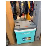 Igloo Latitude 60 Qt Roller Cooler