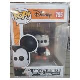 Disney POP! Mickey Mouse Vinyl Figure #795
