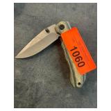 Folding Knife with Wooden Handle