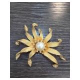 BSK Gold-Tone Floral Brooch with Faux Pearl