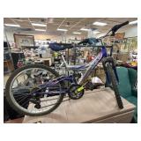 Next Tiara Pro 21-Speed Bicycle