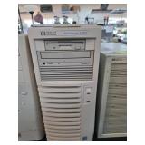 HP NetServer E 800 Tower Server
