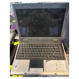 Acer Aspire 5570Z Laptop with Windows Vista