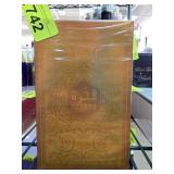 Fakhira Decorative Boxed Item
