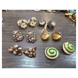 Vintage-Inspired Clip-On Earrings Set