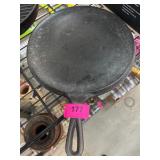 Lodge Cast Iron Griddle with Handle