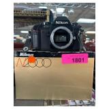 Nikon N2000 35mm Film Camera with Original Box