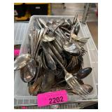 Flatware Collection in Mixed Metals