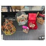 Seasonal Decor Items