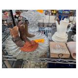Decorative and Ceramic Items Lot