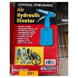 Central Pneumatic Air Hydraulic Riveter