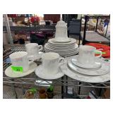 Pfaltzgraff Floral Ceramic Dinnerware Set