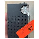 Vintage AM Transistor Radio