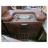 Zenith Vintage Console Radio-Phonograph Cabinet