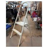 Aluminum Two-Step Ladder with Painted Finish