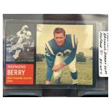 1961 Topps Raymond Berry Football Card