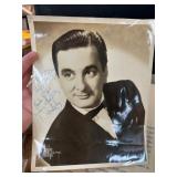 Vintage Wooden Case w Autographed Photo+