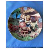 M.J. Hummel Collector Plate 