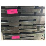 5 Plastic Storage Totes