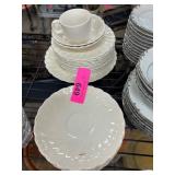 Myott Olde Chelsea Staffordshire Dinnerware Set
