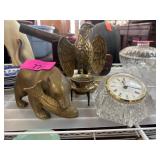 Lot with Brass Figures and Clock