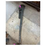 Heavy-Duty Steel Pipe Wrench