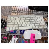Apple Wireless Keyboard and Mouse Set