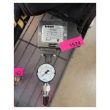 Barksdale Pressure Switch With Analog Gauge