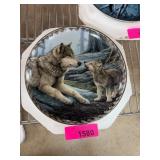 Bradford Exchange Wolf Collector Plate