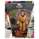 Marvel Legends Series Sabretooth Action Figure