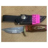Damascus Steel Knife with Wood Handle and Sheath