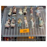 12 Jan Hagara Figurine Ornaments
