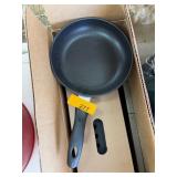 Nonstick Frying Pan with Aluminum Base
