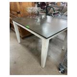 Square Dining Table, 30 1/2ï¿½ x 48ï¿½