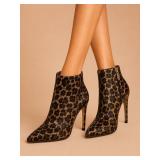 Vince Camuto Leopard Print Haircalf Booties 8 New