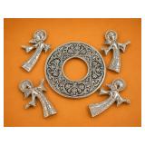 Wilton Armetale Williams-Mary Trivet & Four Angels