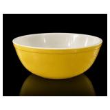 Pyrex 4 qt Yellow Mixing Bowl