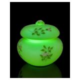 Fenton Daisies on Custard Glass Lidded Puff Jar