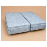 Simmons Adjustable Twin Bed Set with Remotes