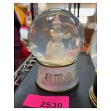Snowman Water Globe 5.5 Inch