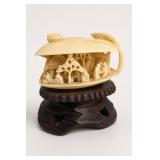 Antique Asian Carved Ivory "Clam
