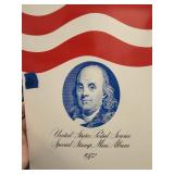 1972 USPS Special Stamp Mini Album Set
