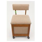 SINGER Upholstered Wooden Sewing/Craft w/ Casters