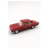 Maisto 1/24 Red Die-Cast Model Car