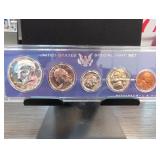 1967 United States Special Mint Set HALF DOLLAR