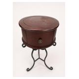 Decor Therapy Wilson Round Side Table